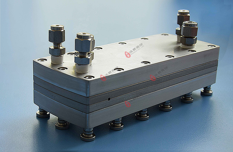 1729644957893287.jpg M2微混合器有水印.jpg